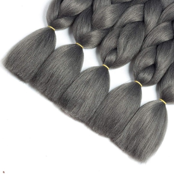 5 packs of Black Gray ombré braiding hair *NWT*
? main image 6